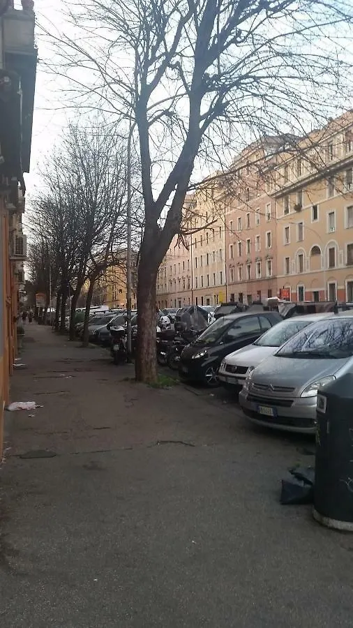 Casa Vacanza Home Sweet Home di Fatha Roma Italia