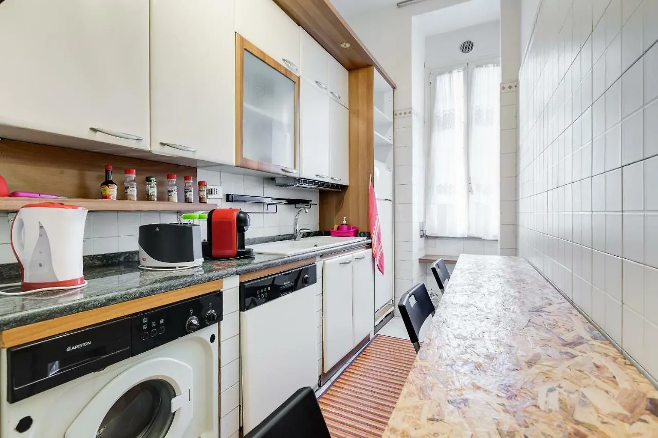 Casa Vacanza Home Sweet Home Di Fatha Rome 0*,  Italy